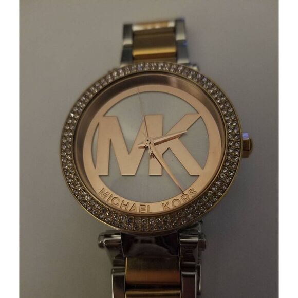 Michael Kors Women's Parker Two-Tone Rose Gold & Silver Crystal Bezel Watch - Picture 4 of 8